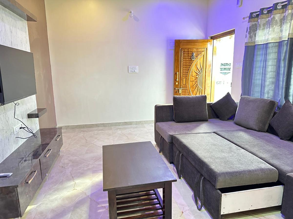 Anthara Service Apartments Belur  外观 照片